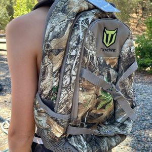 Junior TideWe Hunting Backpack. NWT originally $32.